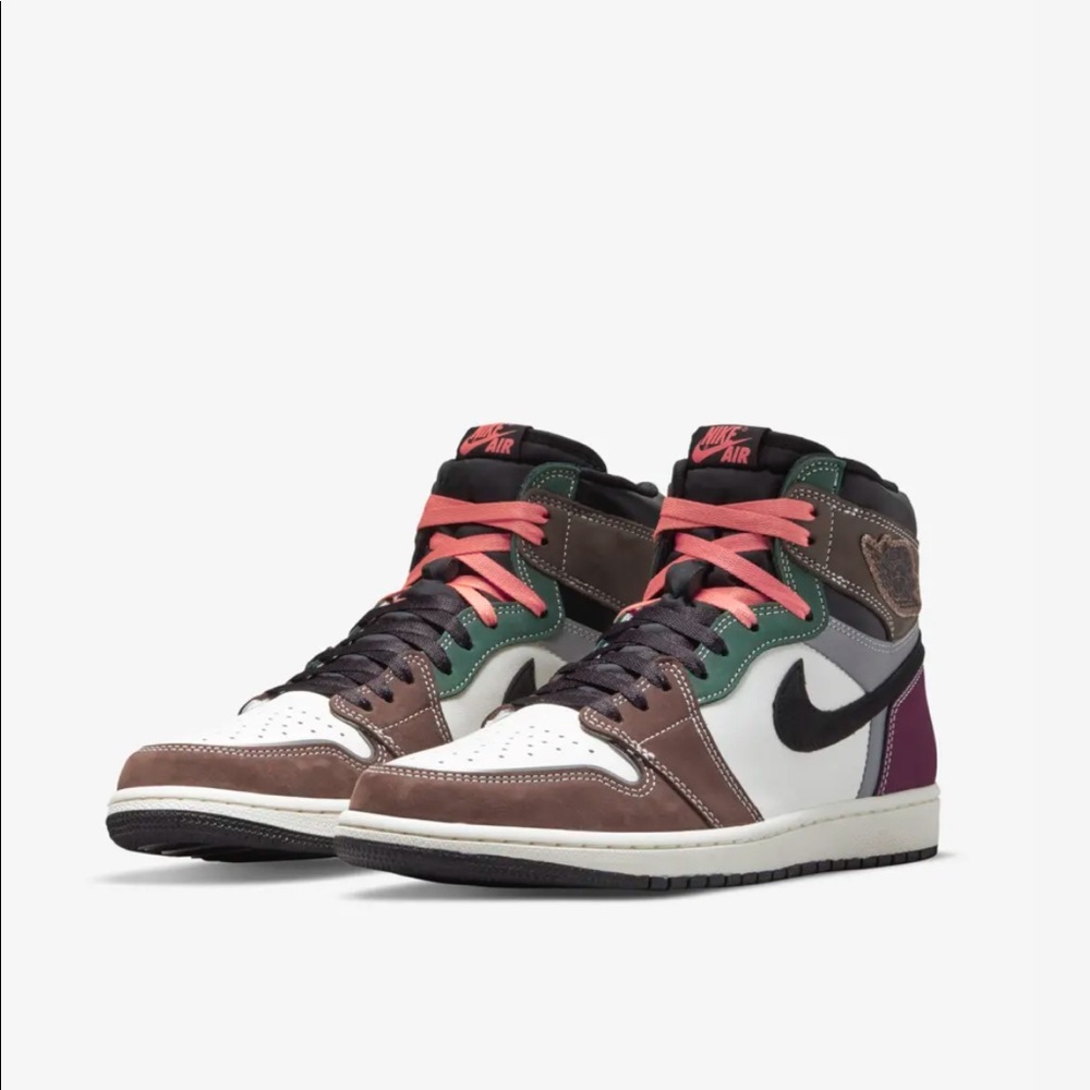 Nike Air Jordan 1 Retro High OG Shoes in Craft